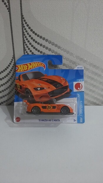 HotWheels 15 Mazda MX-5 Miata