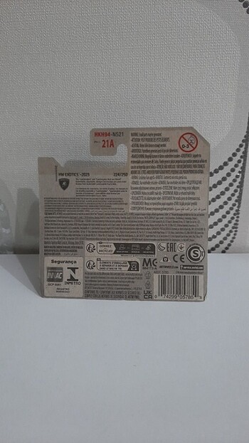 Beden bordo Renk HotWheels Lamborghini Reventon