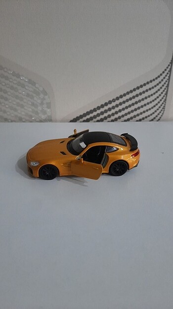 Diğer Welly 1/32 Mercedes AMG GTR