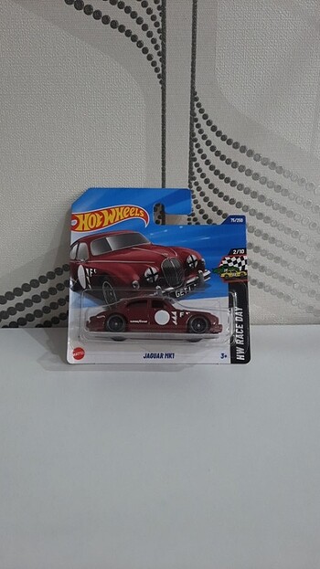 HotWheels Jaguar MK1