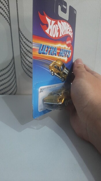 Beden HotWheels Ford Escort Rs1600