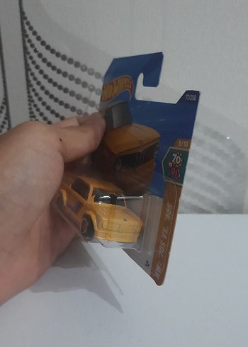 Hot Wheels HotWheels BMW 2002