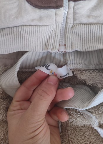 Kürklü Kapüşonlu Gri Erkek Bebek Takımı - Görsel 2