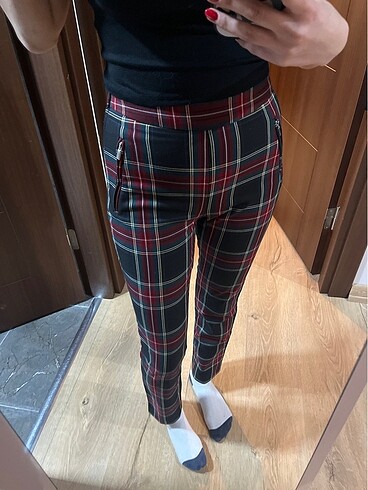 xs Beden çeşitli Renk Zara Ekoseli pantolon