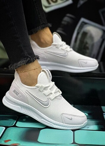 Nike Air Force 