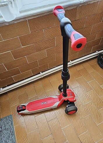  Beden Scooter