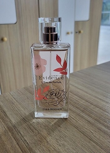 yves rocher evidence parfüm 