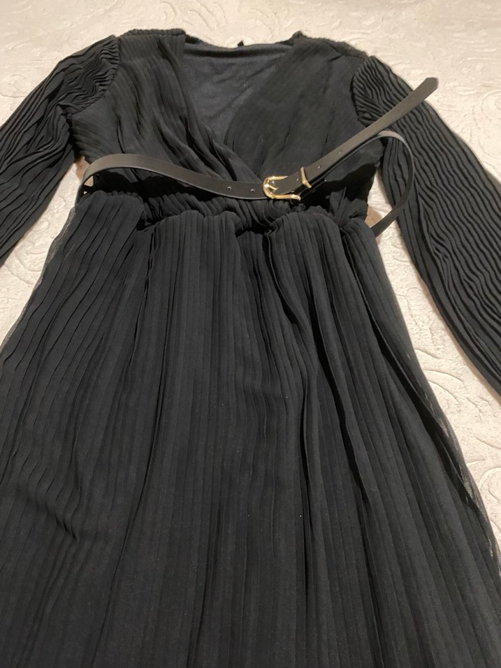 Kadın Siyah Piliseli Uzun Elbise - Görsel 2