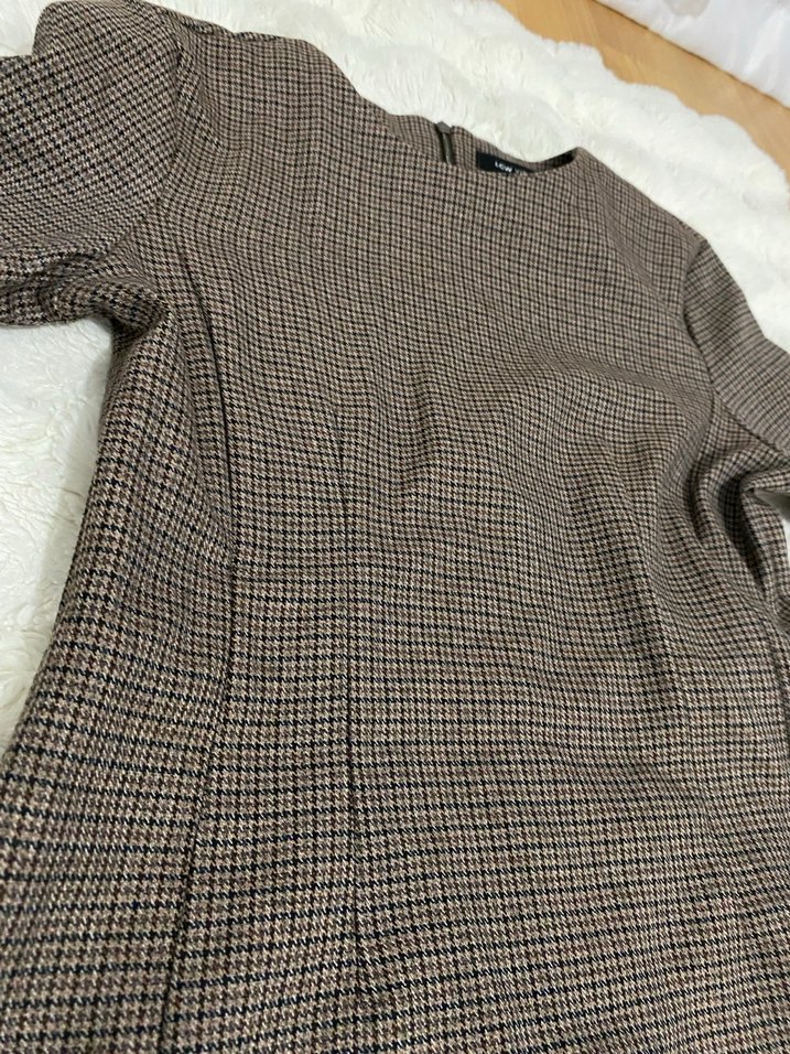 V Yaka Ekoseli Midi Elbise - Görsel 3