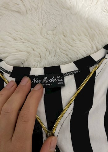 Siyah Beyaz Çizgili Kadın Uzun Elbise - Görsel 4