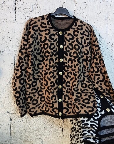 Leopar hırka