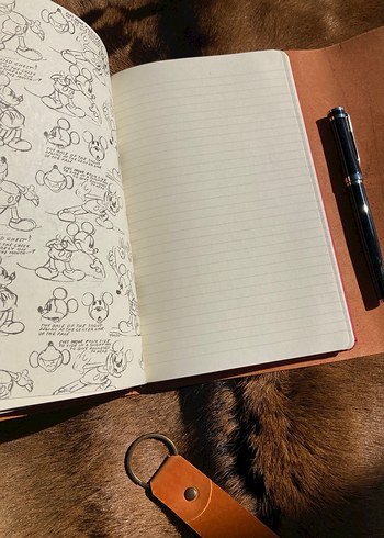  Beden Renk Turuncu Renk Deri Kapaklı Defter Kılıfı