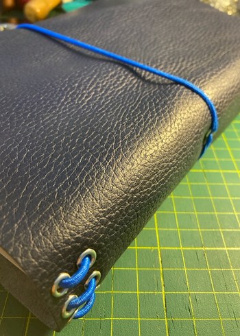 Lacivert defter kılıfı
