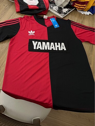 New old boys maradona forması