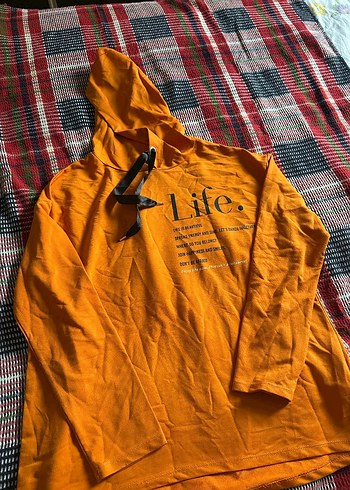 Sarı Kapüşonlu Uzun Kollu Sweatshirt