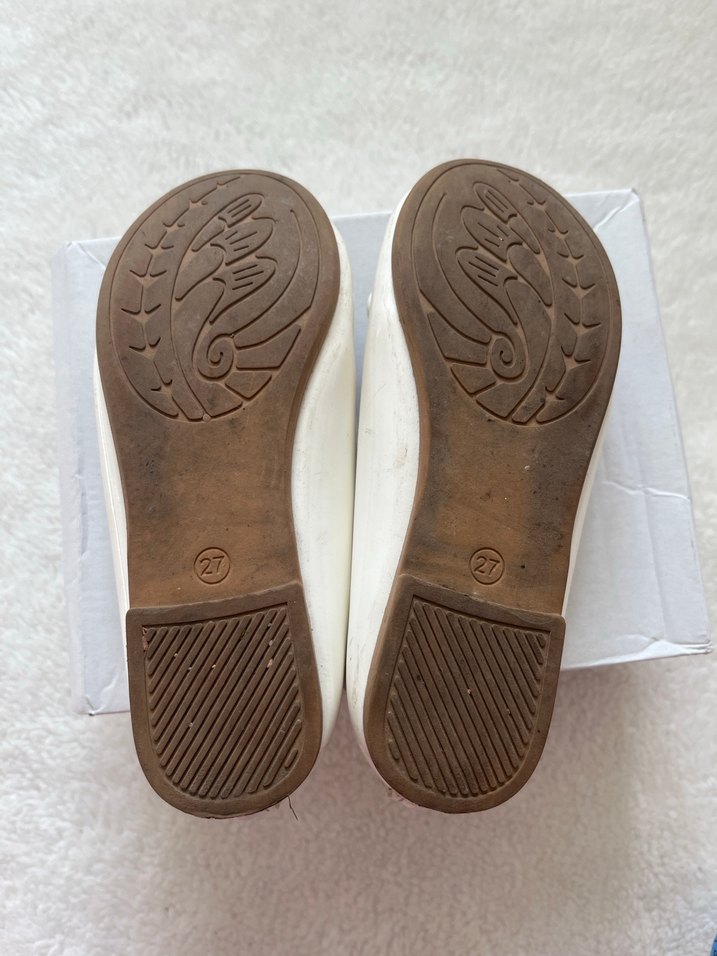 Lcw Beyaz Fiyonklu Kız Çocuk Babet - Görsel 3