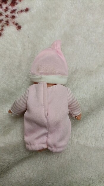Beden Minik oyuncak bebek