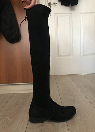 Erbil Süel Çorap çizme