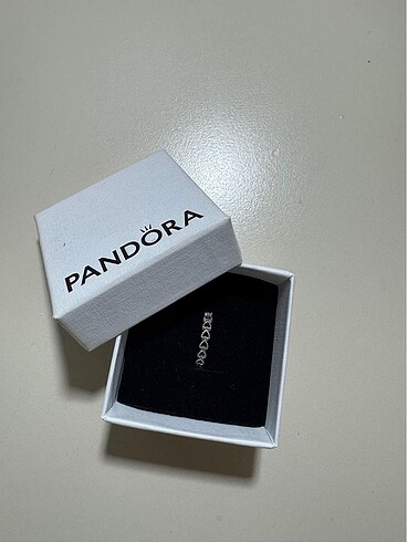 Pandora yüzük
