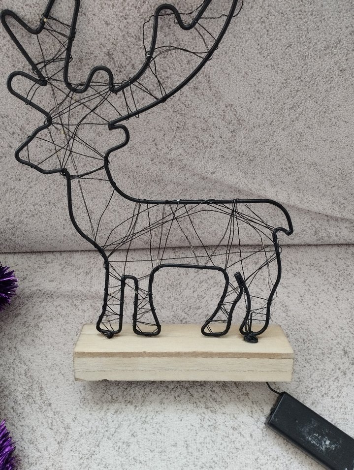 Işıklı Gri Geyik Figürü - Görsel 3