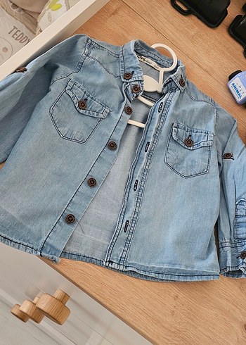 Erkek Çocuk Düğmeli Denim Gömlek - Görsel 3