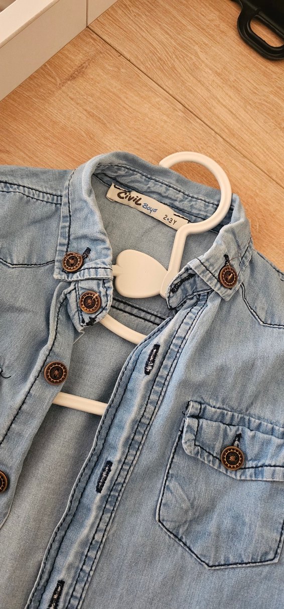 Erkek Çocuk Düğmeli Denim Gömlek - Görsel 2