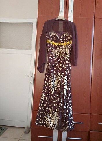 Şık ve zarif.Arkadan ayarlanabilir olduğundan 40_42_44 bedene ka - Görsel 8