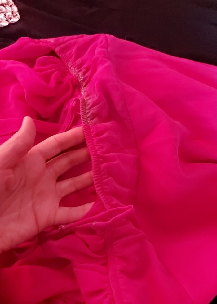 Şık ve zarif.42_44beden için de uyumludur.Esnemeyen kumaş ancak  - Görsel 2