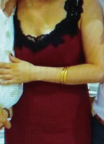 Kısa bordo elbise S/M ile uyumludur. - Görsel 6