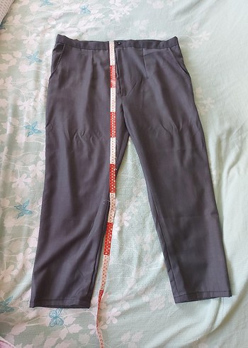 Yüksek bel cepli.Bel genişlik 100cm.Tam boy 96 cm.Kumaş Pantolon