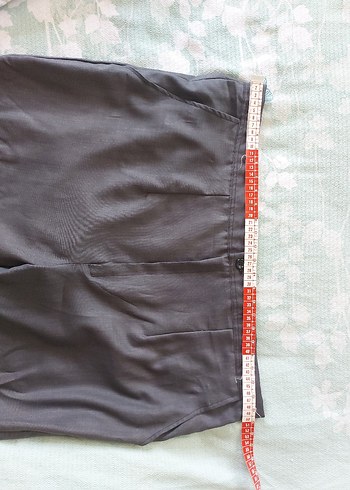 Diğer Yüksek bel cepli.Bel genişlik 100cm.Tam boy 96 cm.Kumaş Pantolon