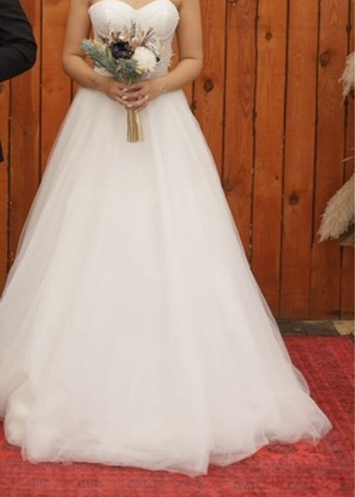 İnce askılı taşlı gelinlik - Görsel 3