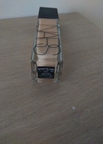 Beden NARS Açık Bej Fondöten