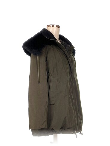 Moncler Moncler Kaban %70 İndirimli.