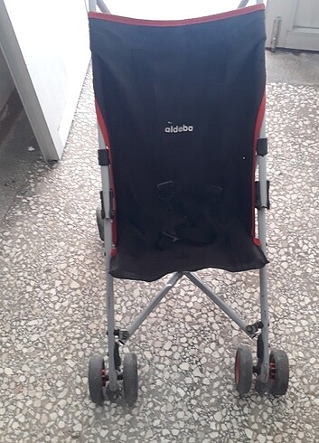 Baston bebek arabasi katlanir 
