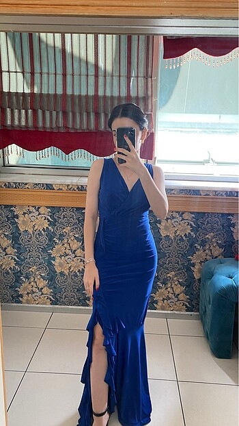 Trendyol & Milla Astarlı uzun saks mavisi fırfırlı elbise