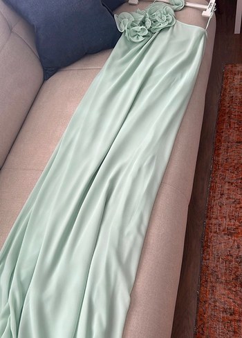 Mango sırtı açık halter yaka elbise - Görsel 5