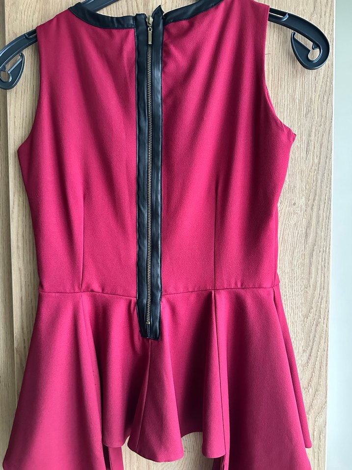 Pembe V Yaka Fırfırlı Kolsuz Bluz - Görsel 2