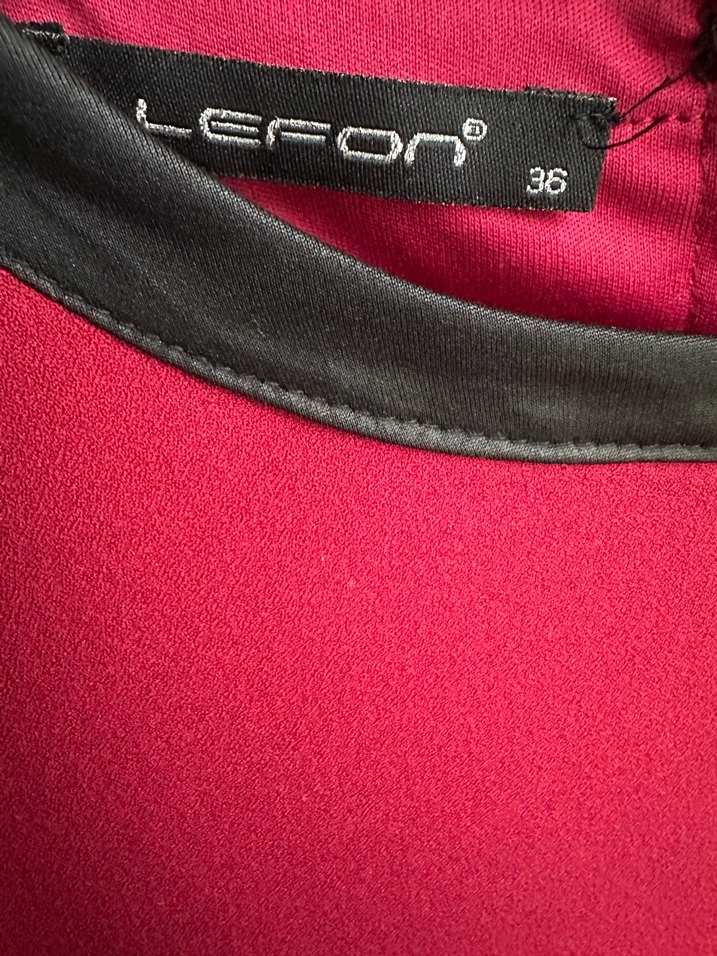 Pembe V Yaka Fırfırlı Kolsuz Bluz - Görsel 3