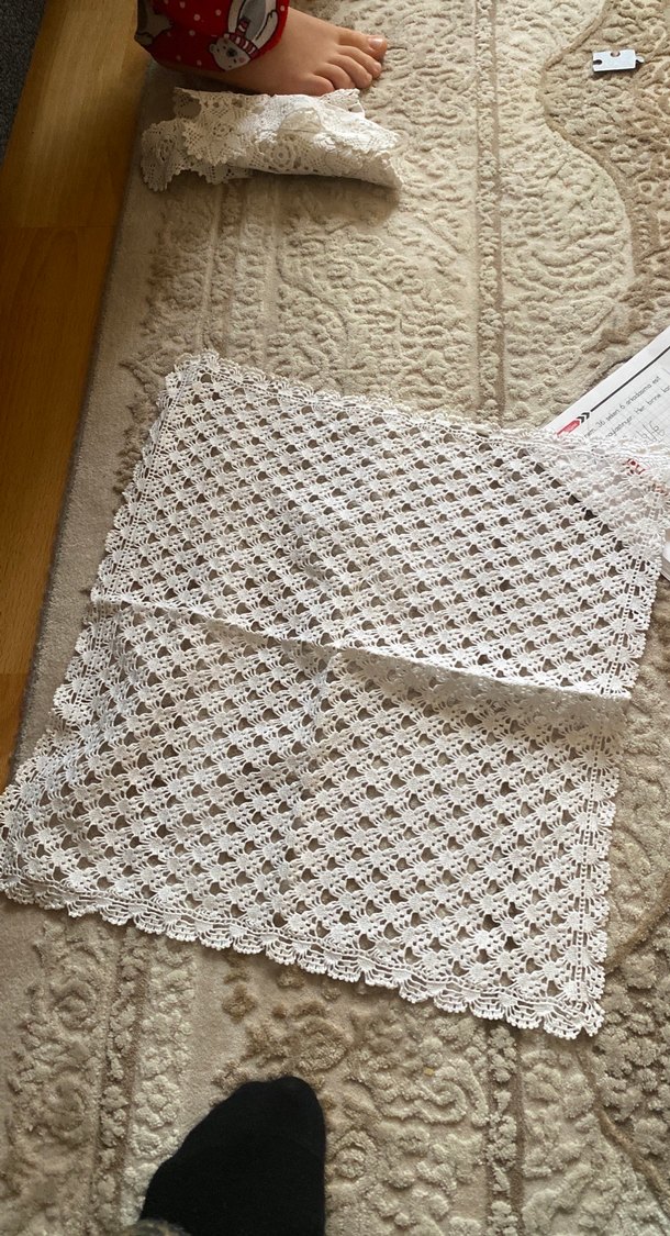 Beyaz El Örgüsü Dantel Örtüler - Görsel 2