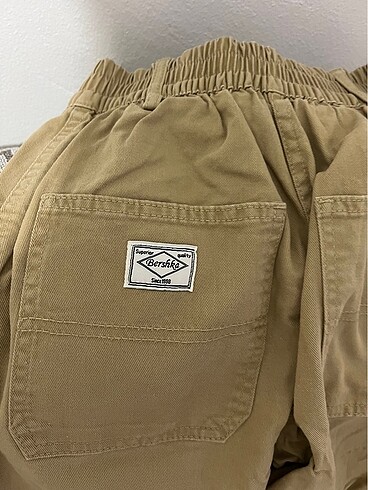 xs Beden camel Renk Bershka pantolon