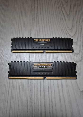 CORSAİR 8x2 16gb 3200mhz cl16 RAM - Görsel 2