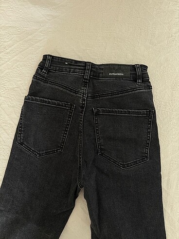 Stradivarius Stradivarius siyah crop flare jeans