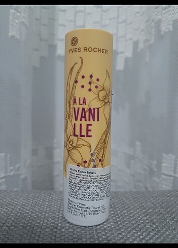 Yves rocher dudak balmı