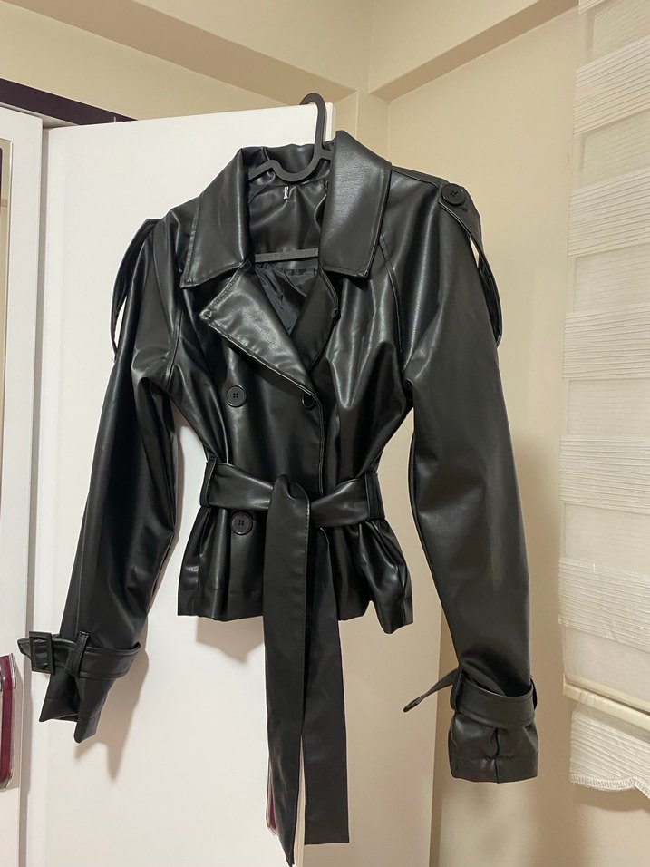 Zara muadil Kemerli Siyah Deri Kadın Ceket - Görsel 2