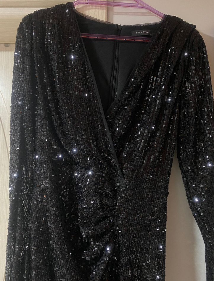 Simli Siyah Uzun Kollu V Yaka Abiye Elbise - Görsel 2