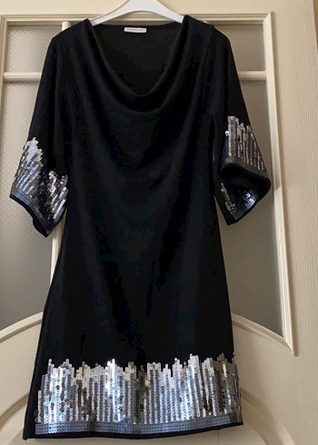 Parlak İşlemeli Siyah Midi Abiye Elbise - Görsel 2