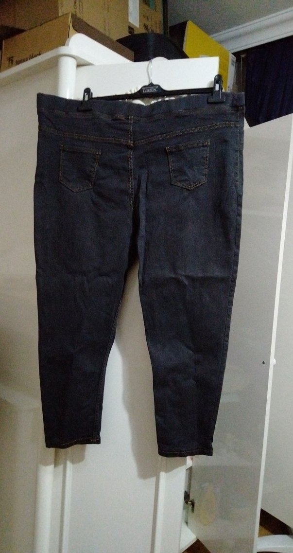 Siyah Kadın Midi Boy Dar Kesim Kot Pantolon - Görsel 2