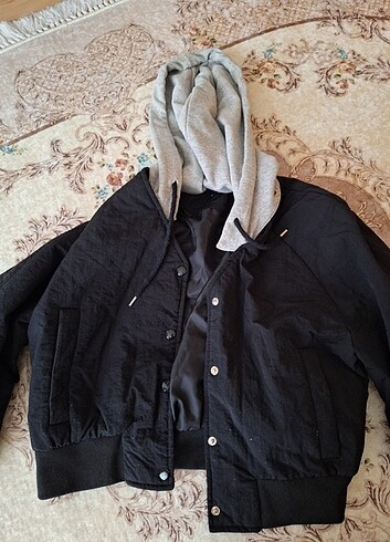 Kapüşonlu Crop Ceket