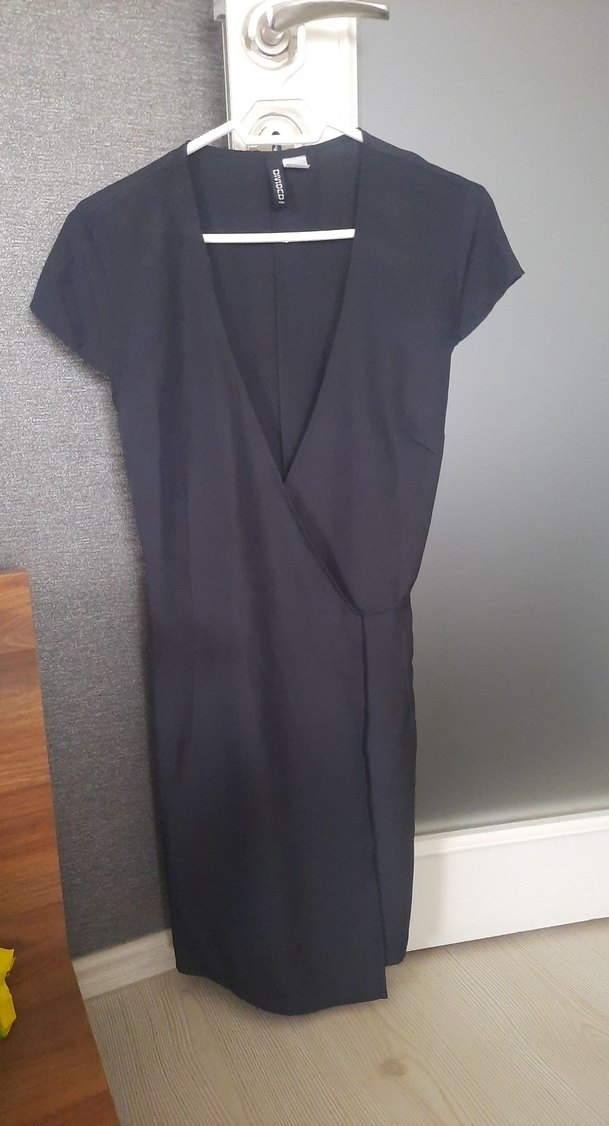 siyah Uzun Kadın Kolsuz Cübbe - Görsel 2